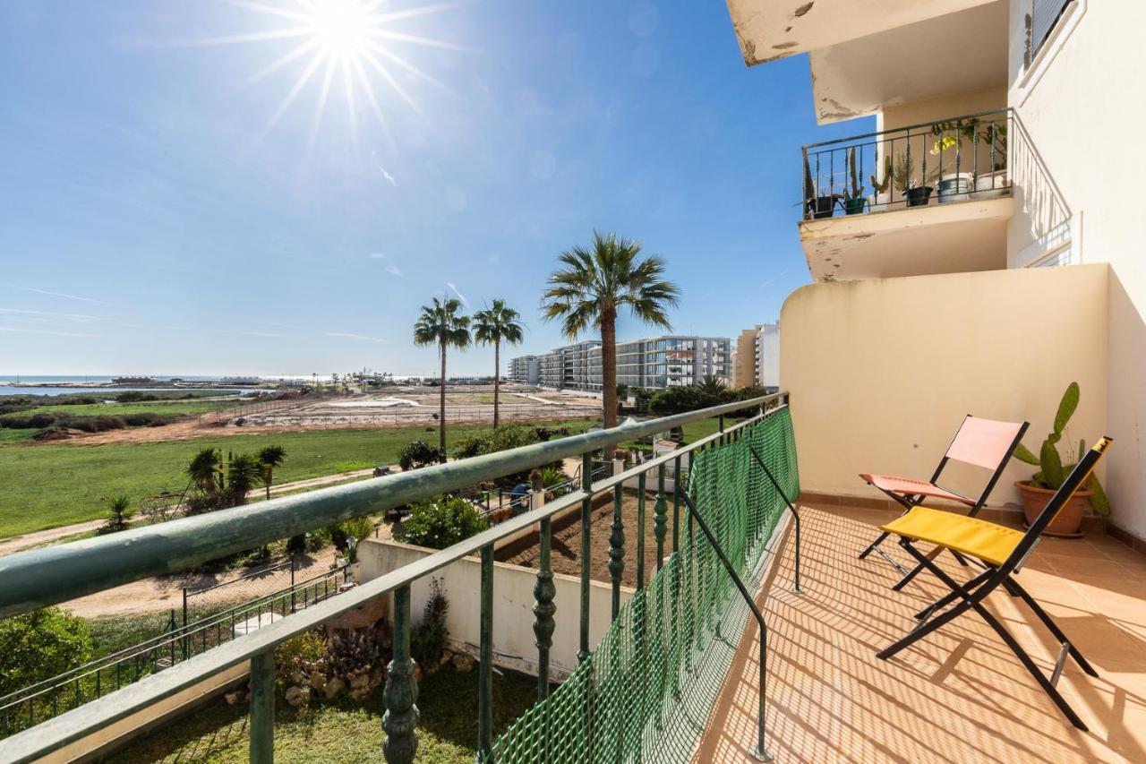 Beach Front View Armacao De Pera Flat Exteriör bild