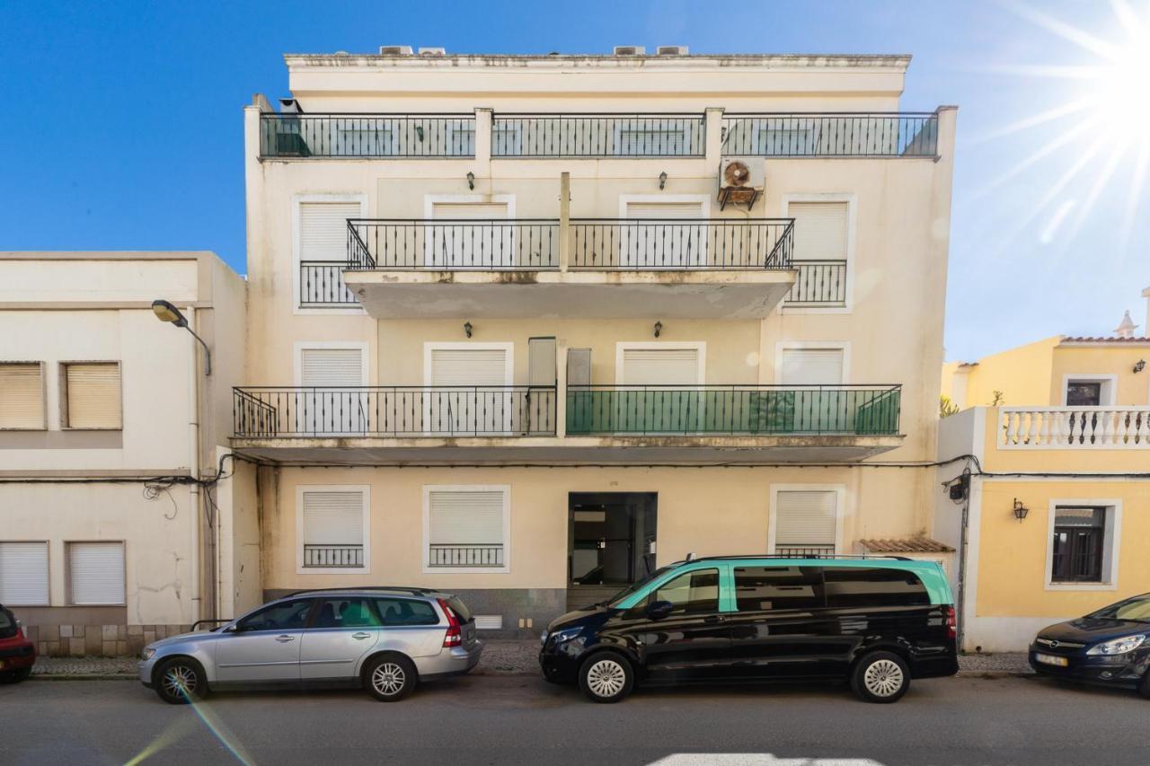 Beach Front View Armacao De Pera Flat Exteriör bild